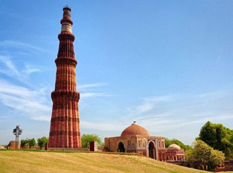 Qutub Minar delhi