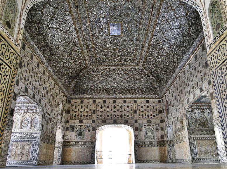 Architecture of Sheesh mahal