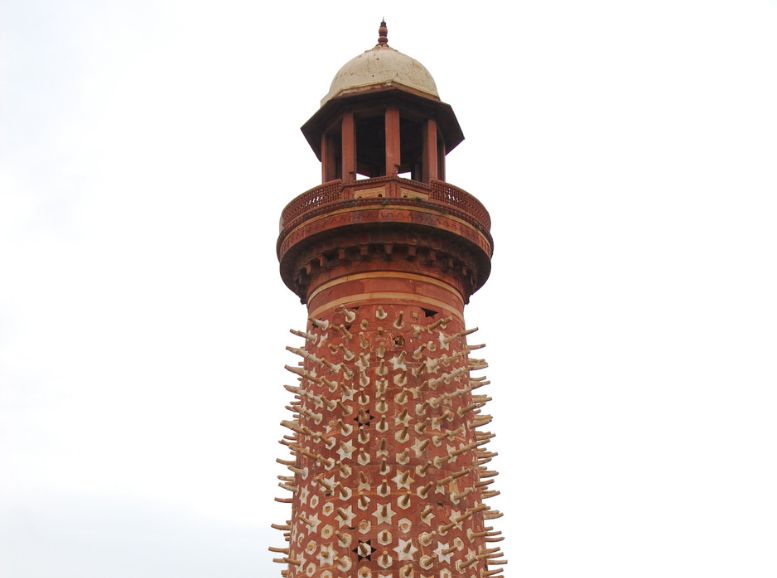 Hiran Minar, Fatehpur Sikri, Xplro