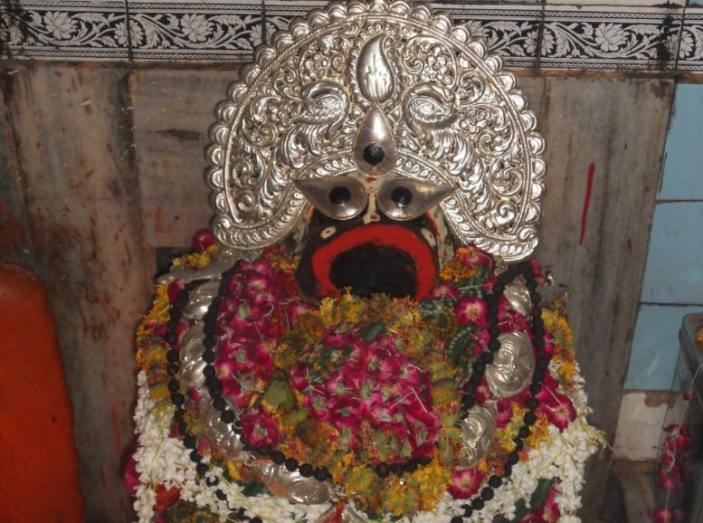 kali khoh temple, Vindhyachal, Xplro