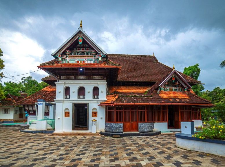 Thazhathangady Juma Masjid kumarakom, Xplro, Kerala