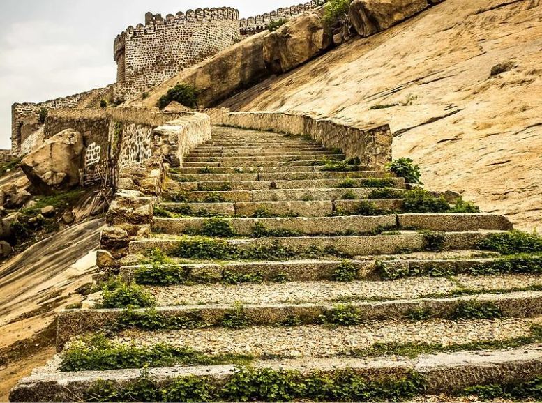 Rock-Cut Steps Bhongir Fort, Xplro, Telangana