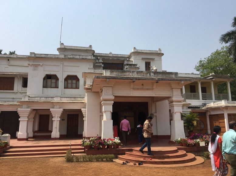 Rabindra Bhavan Museum west bengal, Xplro