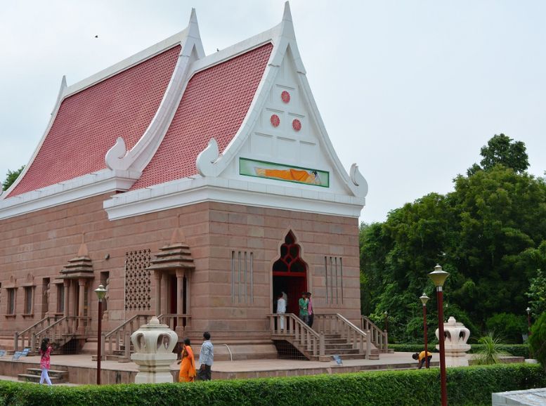 Thai Temple, Sarnath, West Bengal