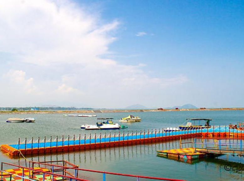 Barkul chilika lake Odisha, Xplro