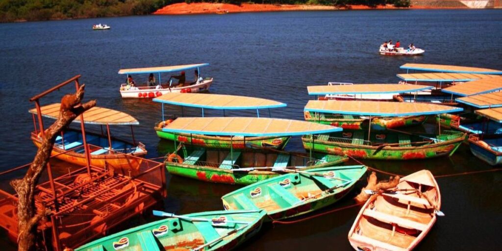 Venna Lake Maharashtra, Xplro