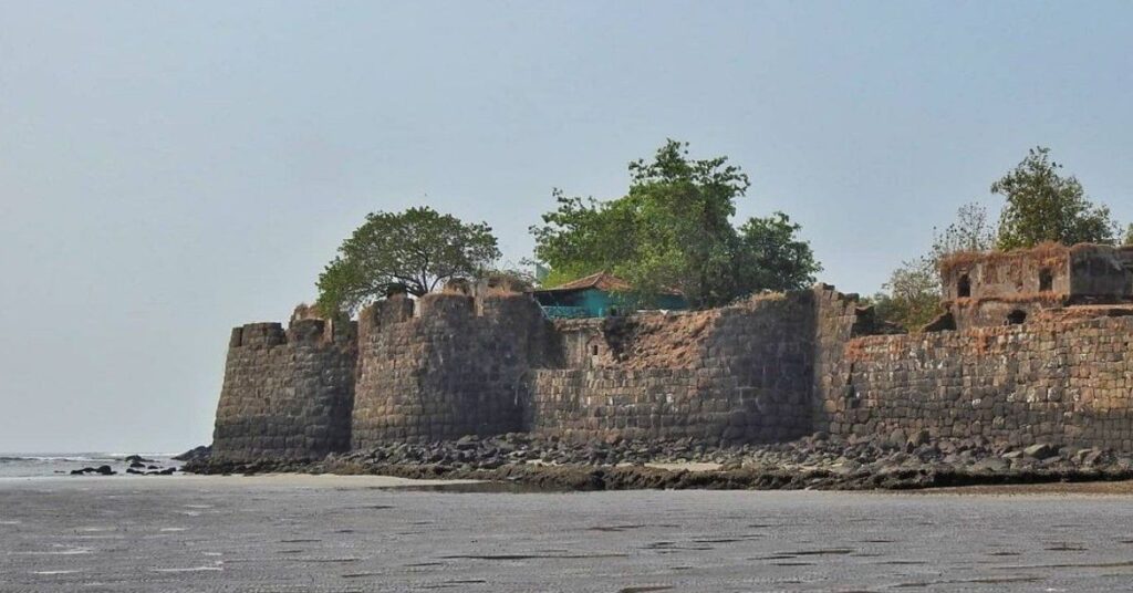 Kolaba Fort Alibaug, Xplro