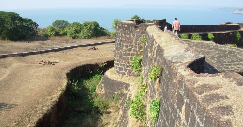 Jaigad Fort, Ratnagiri, Xplro