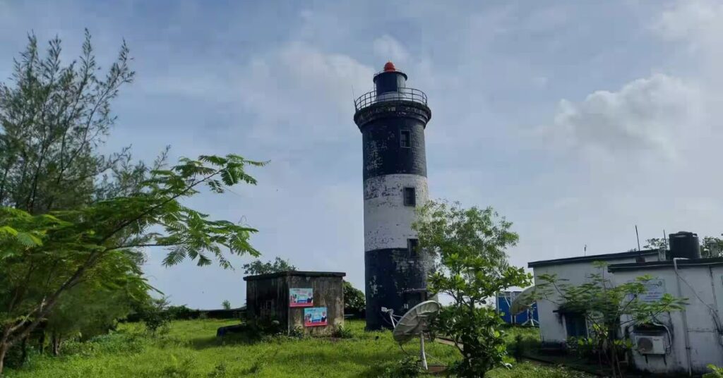 Ratnagiri Lighthouse, Ratnagiri, Xplro