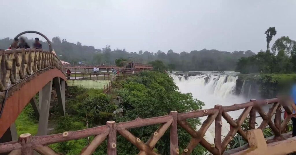 Randha Falls bhandardara, Xplro