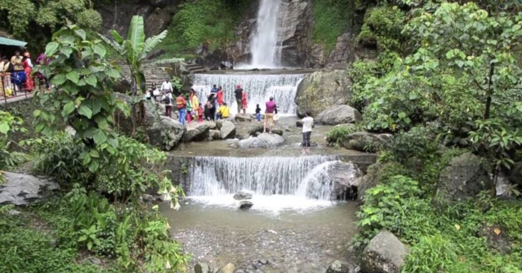 Banjhakri Falls and Energy Park Do Drul Chorten, Xplro