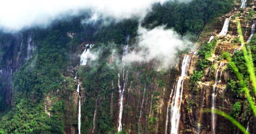 Seven Sister Waterfalls Do Drul Chorten, Xplro