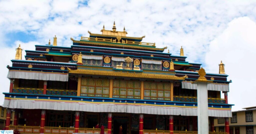 Traveling to Rumtek Monastery: Sikkim’s Popular Path to Enlightenment (15+ Essential Tips)