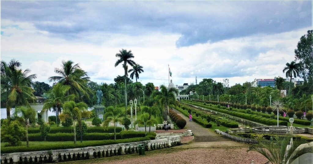 The Palace Gardens Ujjayanta Palace, Xplro