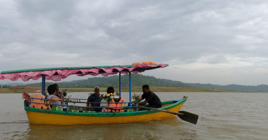 scenic boat ride dudhani lake dadra nagar haveli, Xplro