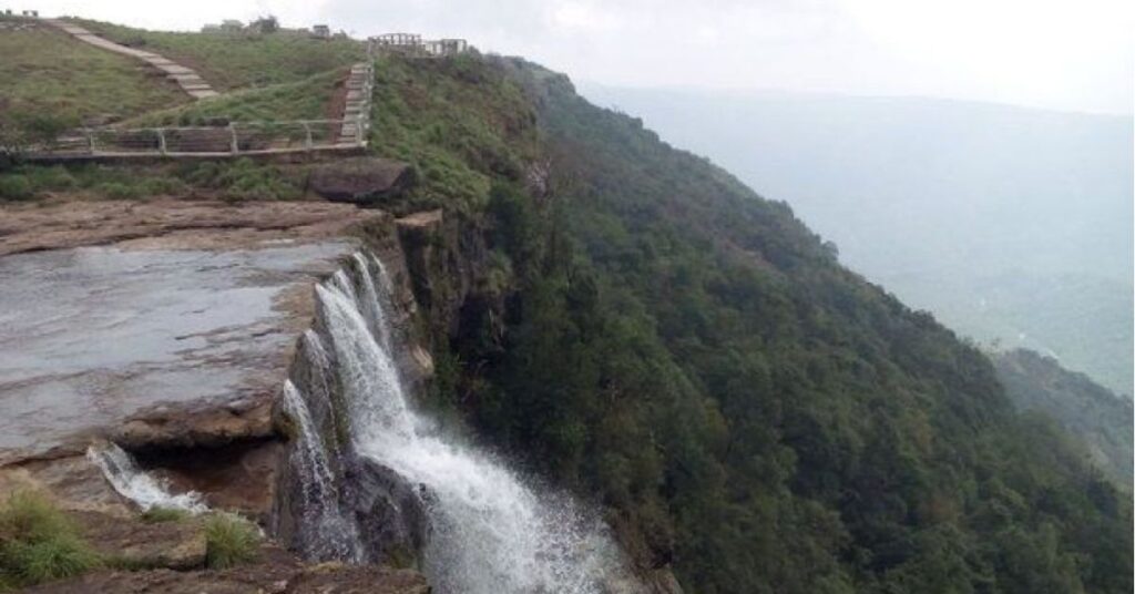 Mawlynnong Waterfall meghalaya, Xplro