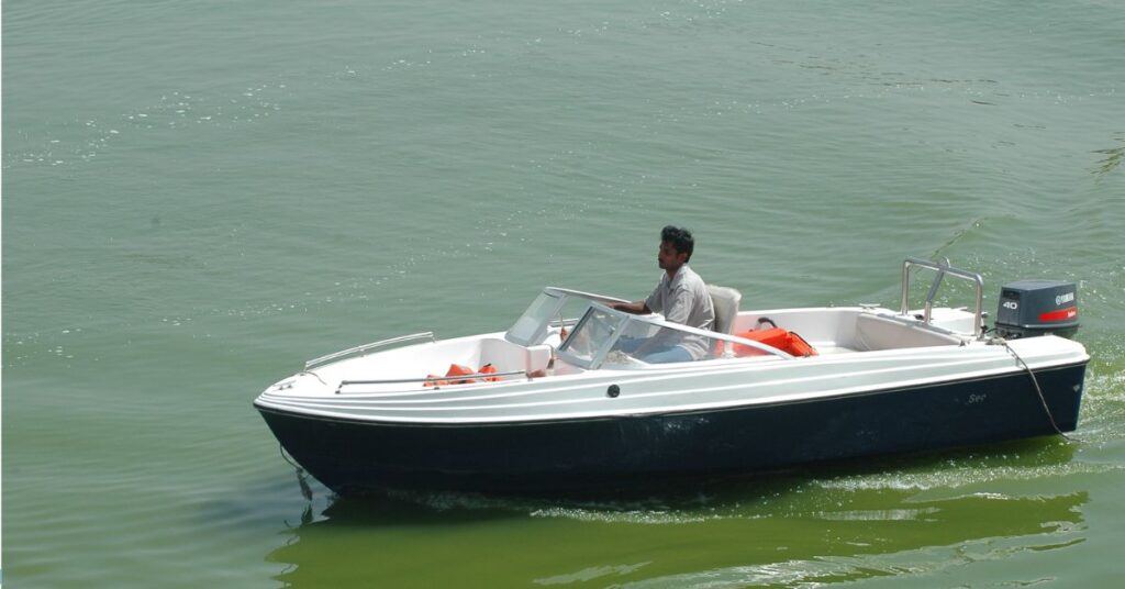 boat, Daman Ganga Tourist Complex, Xplro