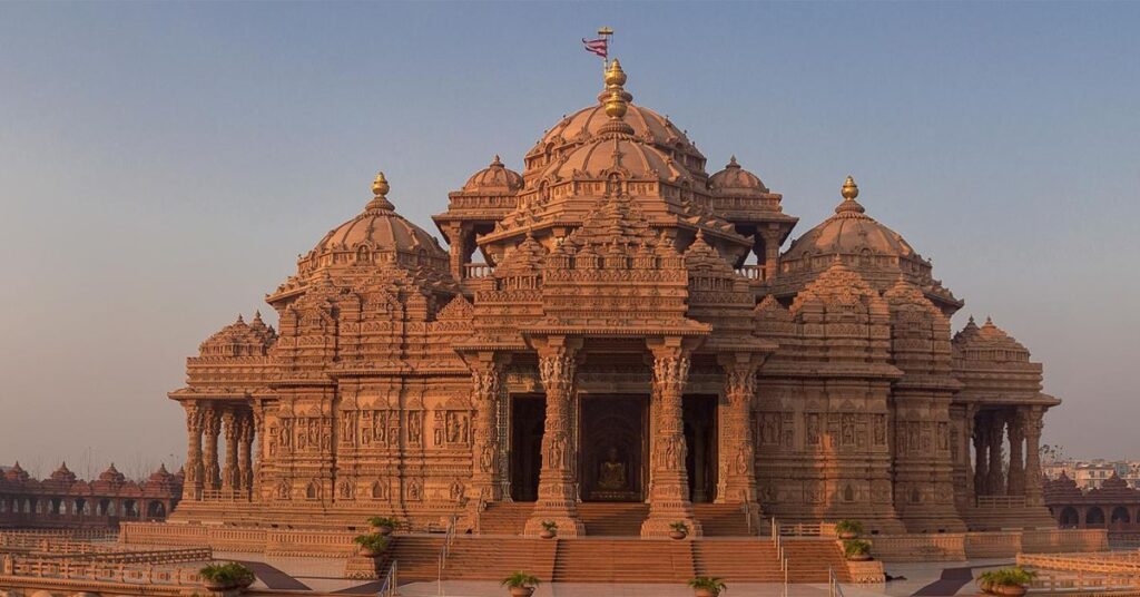 Discovering Akshardham Temple: Delhi’s Special Architectural Marvel