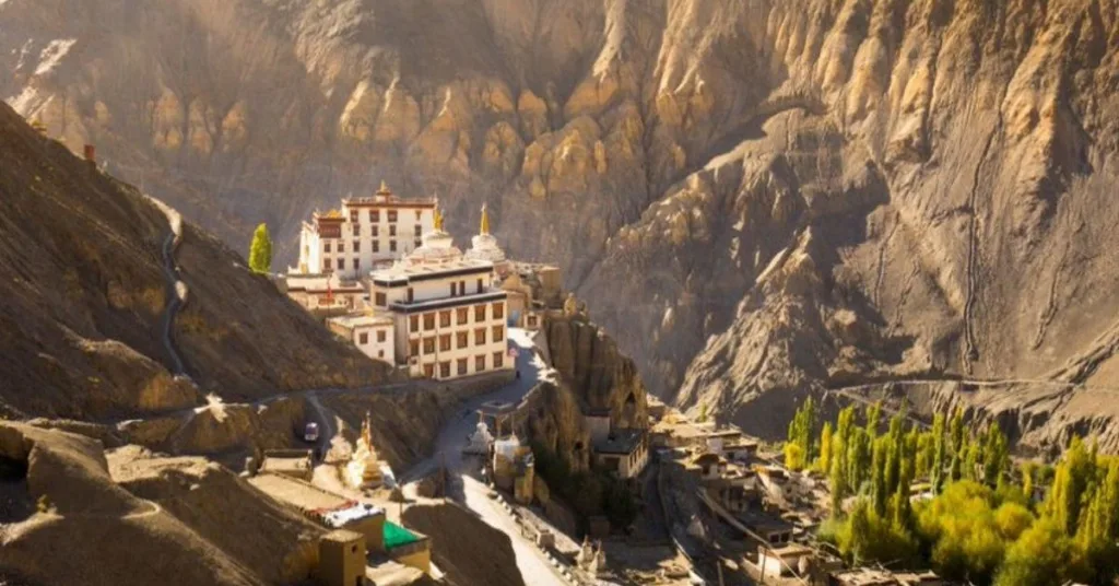 Moonland, Lamayuru Monastery, Xplro