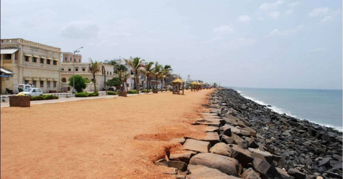 Promenade Beach, Puducherry, Xplro