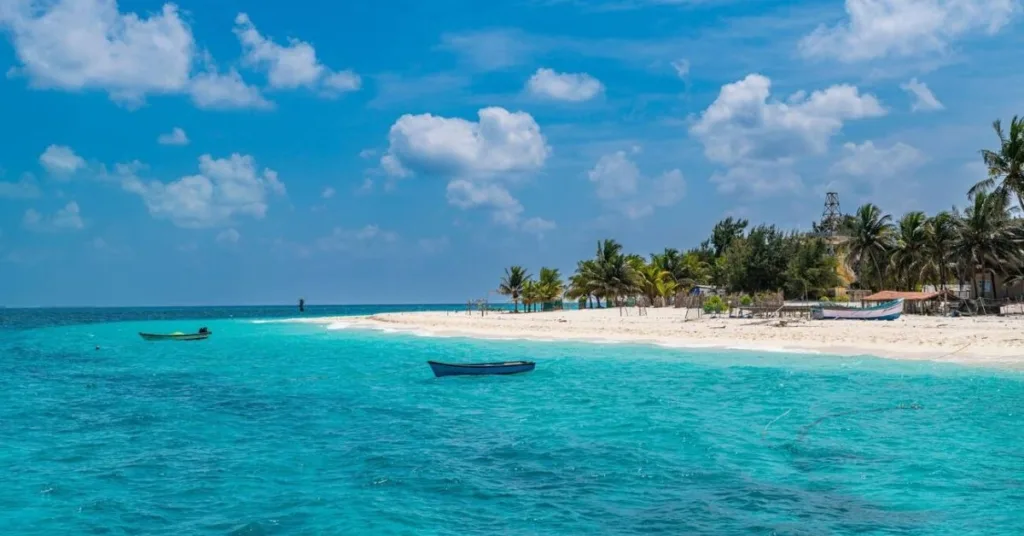 Agatti Island, Lakshadweep, Xplro