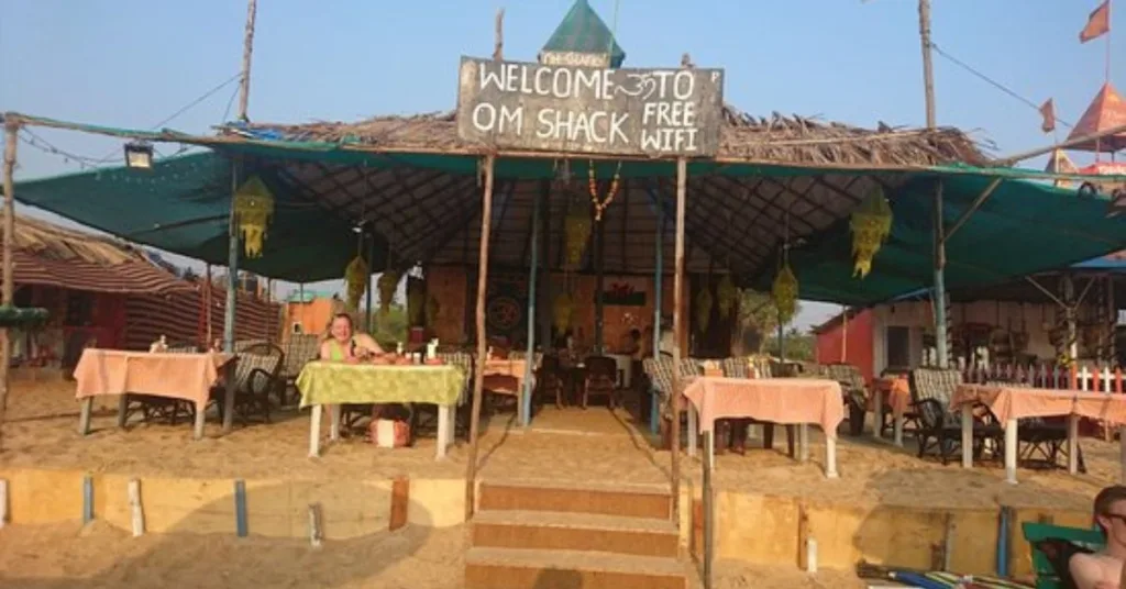 Om Beach Cafés and Shacks, Xplro