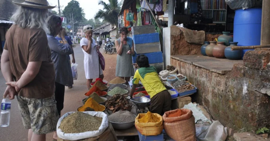 Om Beach market, Xplro