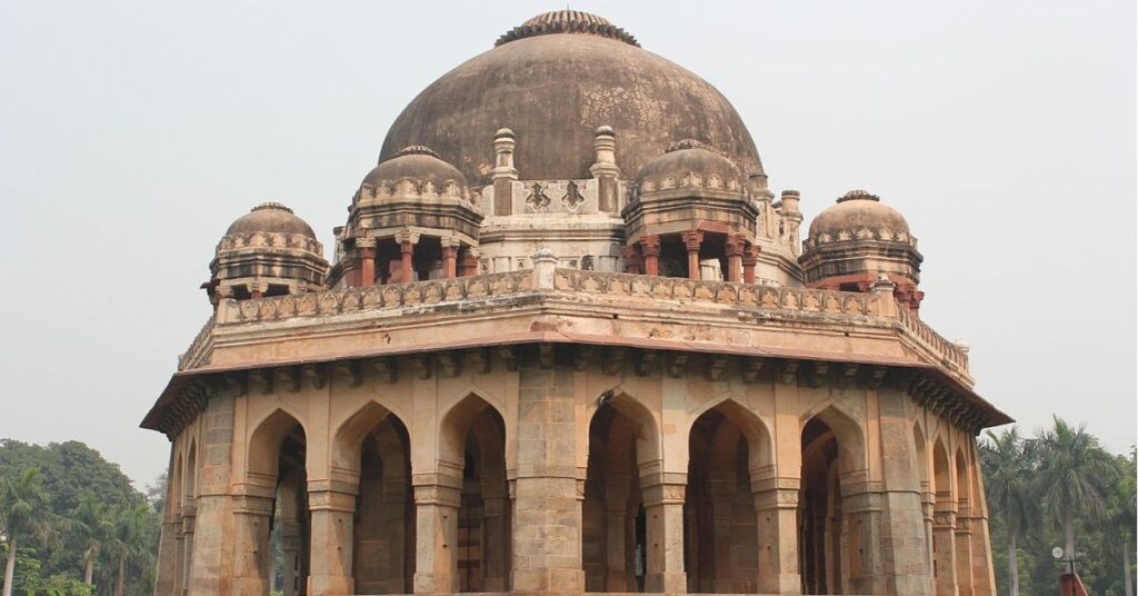 The Tomb of Mohammed Shah, Delhi, Xplro