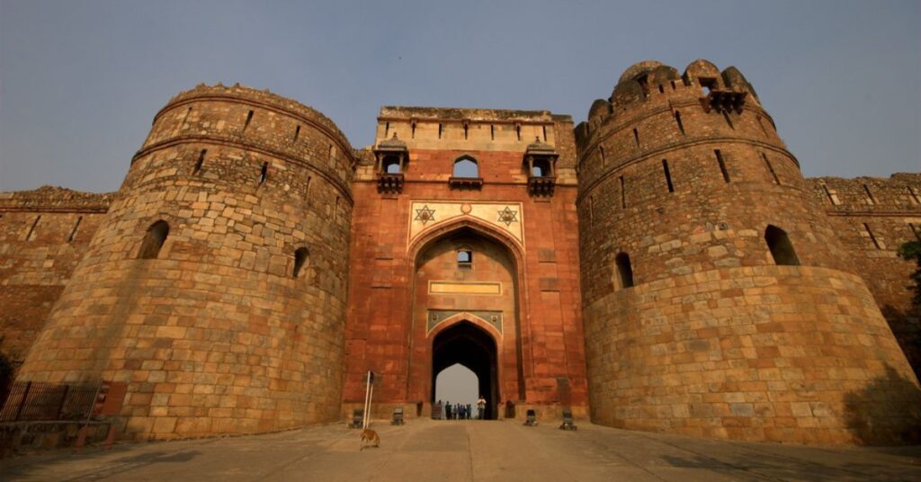 Bada Darwaza, Humayun Gate, and Talaqi Darwaza,  Purana Quila, Delhi, Xplro