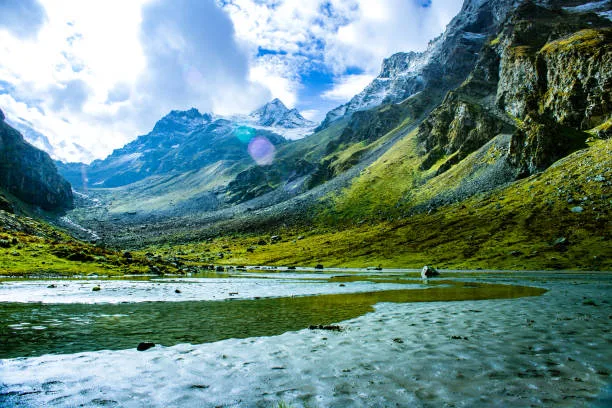 Best Trekking Destinations in India: 7 Breathtaking Adventures for Nature Lovers