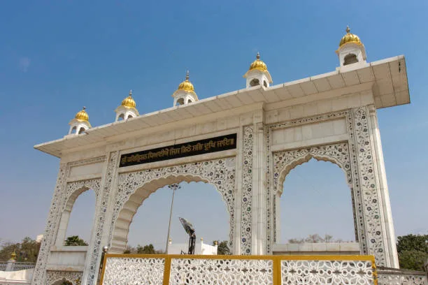 Bangla Sahib Gurudwara History: 10 Powerful Insights into Its Rich Heritage