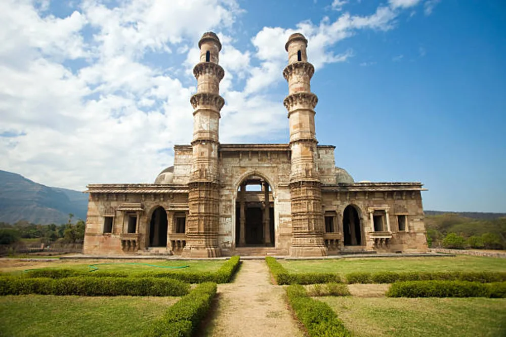 Champaner Pavagadh Gujarat: Unveiling 10 Magical Wonders of History and Adventure