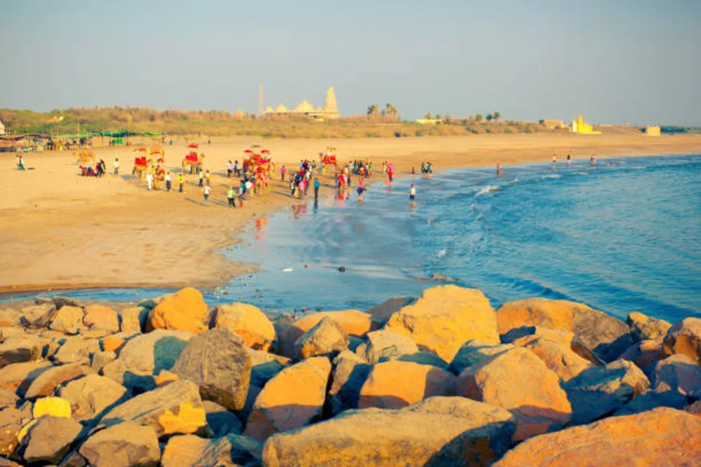 Beach in Porbandar: Discover 5 Spectacular Beaches for a Serene Escape