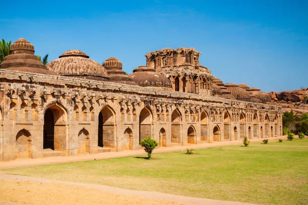 8 Unforgettable Marvels of Chola Dynasty Architecture: A Guide to Ancient Brilliance