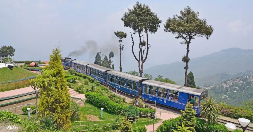 Mandovi Express (Mumbai to Goa, Xplro