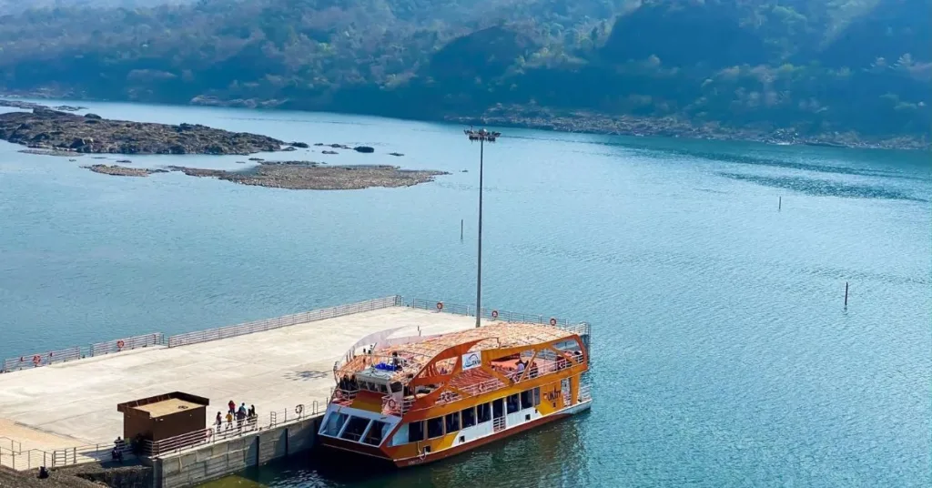 Narmada River Cruise, Xplro