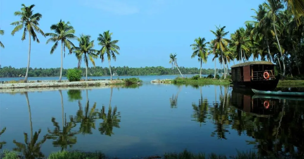 Poovar Backwaters, Kerala, Xplro