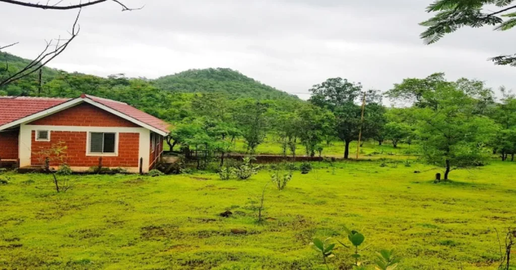 Sanaswadi village, Maharashtra, Xplro