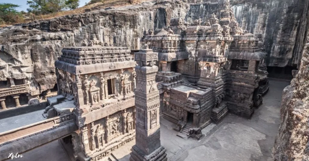 Private Tour of Ajanta and Ellora Caves by Helicopter, Xplro