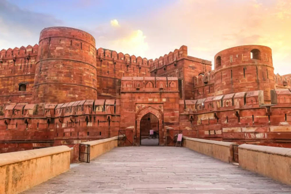 Unveil 10 Incredible Agra Architecture Marvels: Explore the Stunning Agra Fort