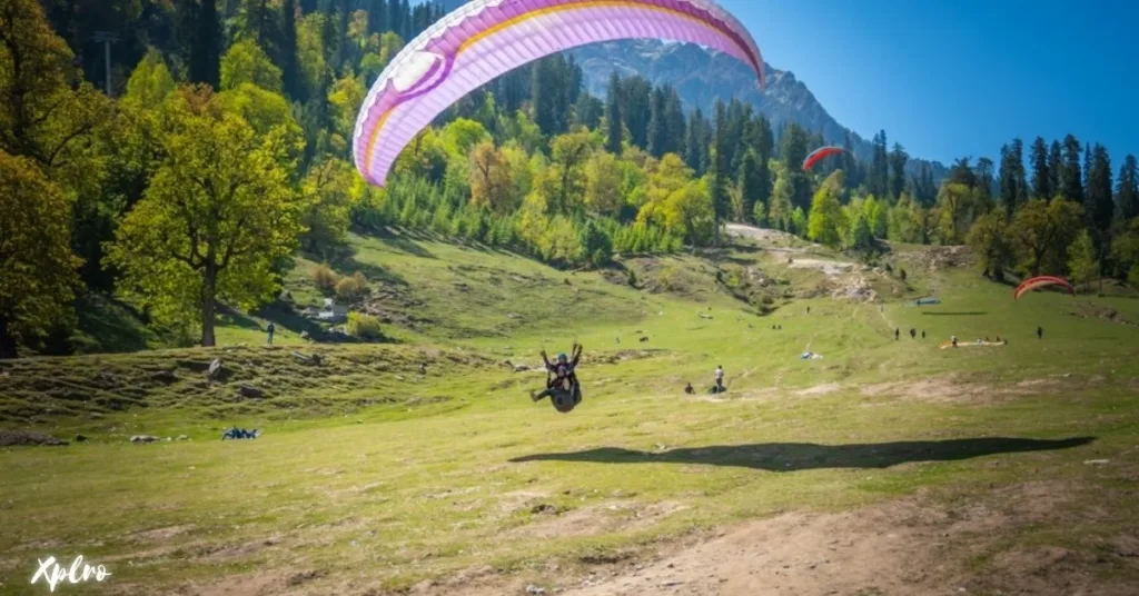 Paragliding Solang Valley, Xplro