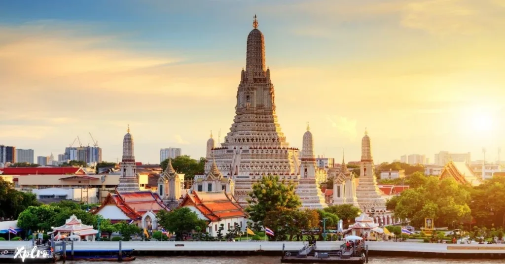 Wat Arun (Temple of Dawn), Xplro