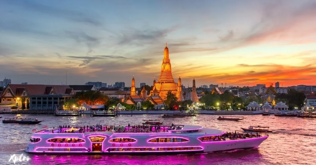 Cruise on the Chao Phraya River, Xplro, Must-Try Activities in Thailand