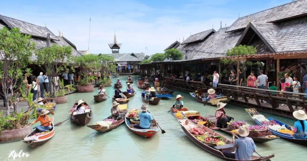 Pattaya Floating Market, Xplro