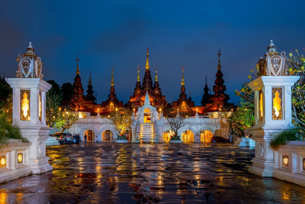 Dhara Dhevi Chiang Mai, Xplro