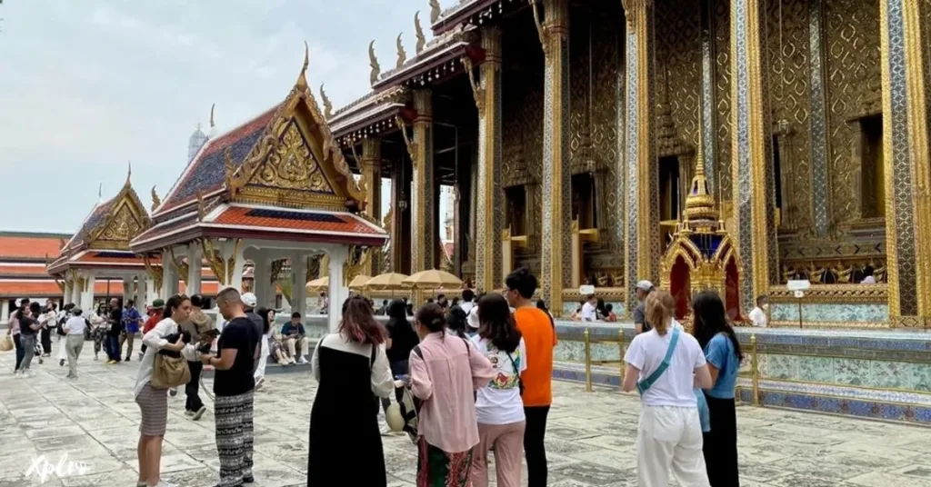 Dress Modestly, Especially in Temples, Xplro, How to Behave in Thailand