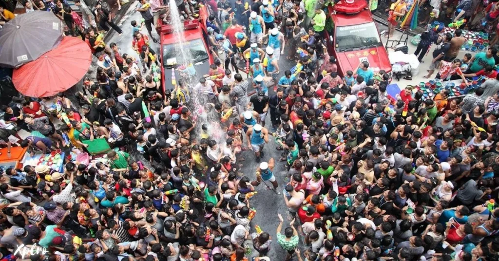 where to celebrate songkran in bangkok, Xplro