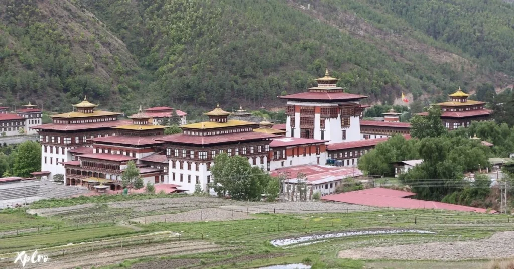 Tashichho Dzong, Xplro