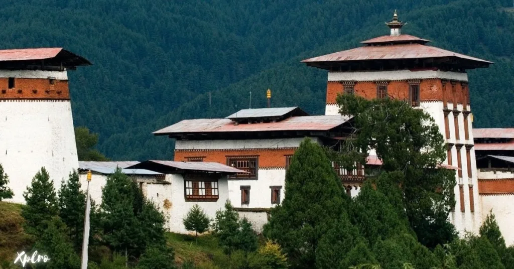 Jakar Dzong, Xplro