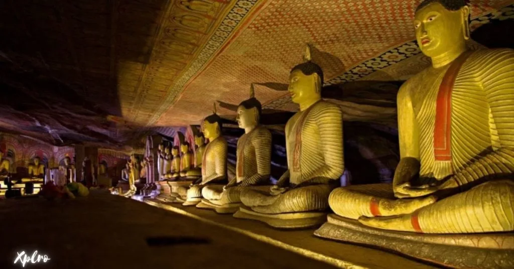  Dambulla Cave Temple, Xplro